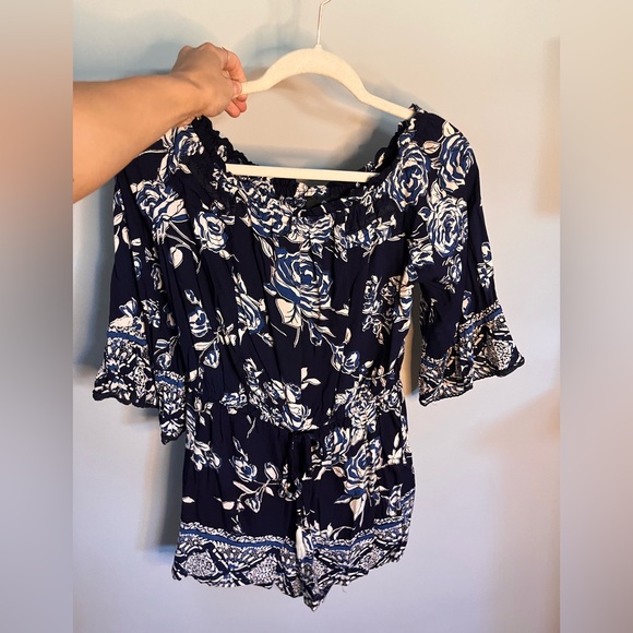 Dry Goods Romper - Picture 2 of 3